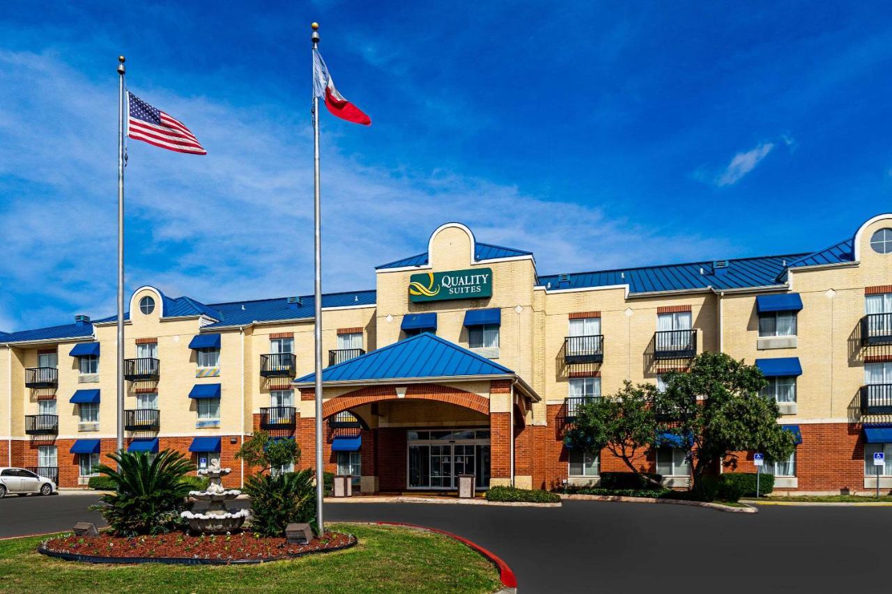 Quality Suites San Antonio Northeast Exteriér fotografie