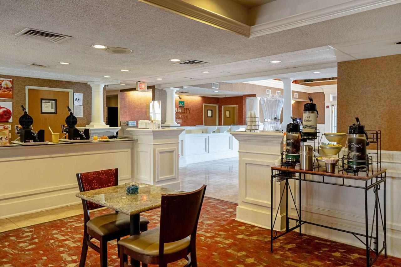Quality Suites San Antonio Northeast Exteriér fotografie