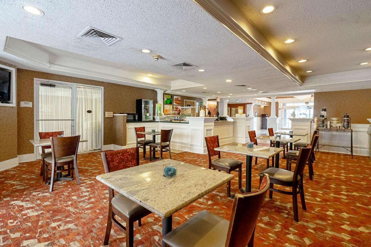 Quality Suites San Antonio Northeast Exteriér fotografie