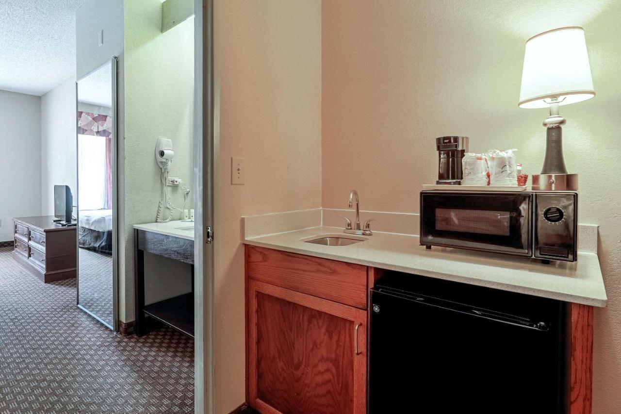 Quality Suites San Antonio Northeast Exteriér fotografie